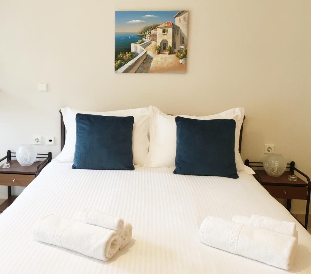 Koumpe Blue Sea View Apartment Rethymno  Exterior photo